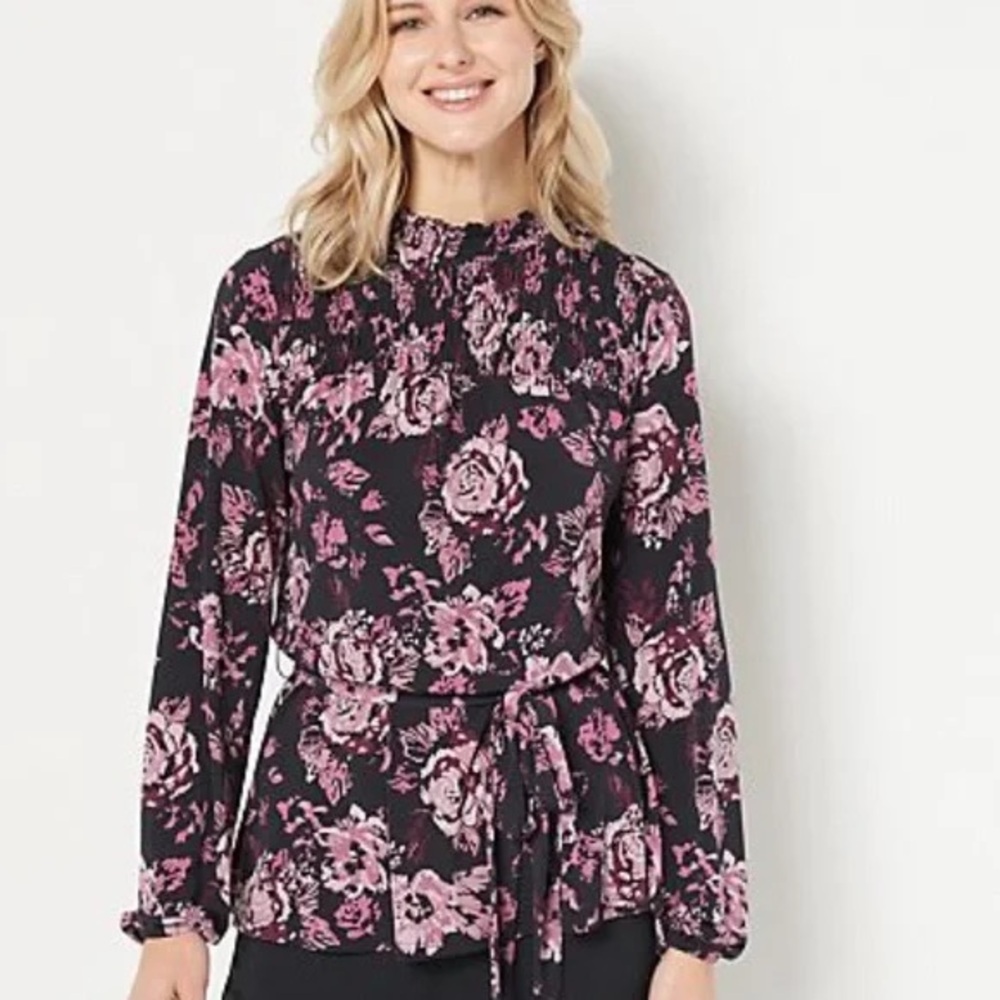 GIRL WITH CURVES Knit Smocked Neck Tunic A523245